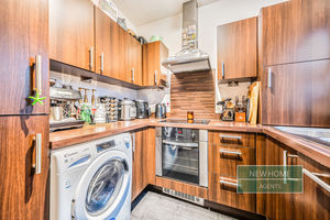 Photo 11- click for photo gallery